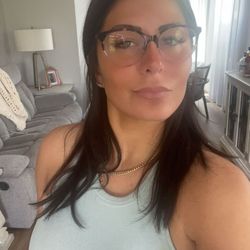 Morfoot Family Eye Care - Cute Prescription glasses with a magnetic sunglasses attachment! Thy also have name brand and other prescription sunglasses available.