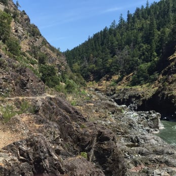 Momentum River Expeditions - Alex Running the Rogue river trail! With Jenn, Jace, and Ghelfi as running guides. - Boating Near Me - Ashland, Oregon Momentum River Expeditions - Alex Running the Rogue river trail! With Jenn, Jace, and Ghelfi as running guides. - Boating Near Me - Ashland, Oregon