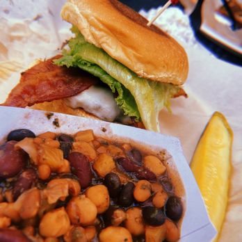 The Apple House - American Near Me - Linden, Virginia