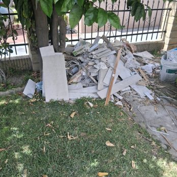 Junk Yes - Before - Junk Removal & Hauling Near Me - Lynwood, California