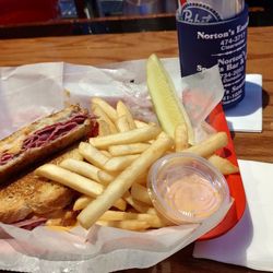Norton's Sports Bar Southside Clearwater - Ruben