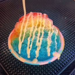 Aloha Rainbow shave ice. Chef's kiss!