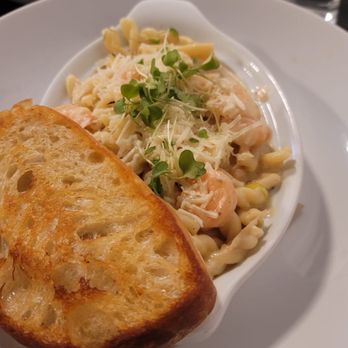 La Condesa Eatery - Mac n' Cheese with shrimp - Salad Near Me - Reno, Nevada La Condesa Eatery - Mac n' Cheese with shrimp - Salad Near Me - Reno, Nevada
