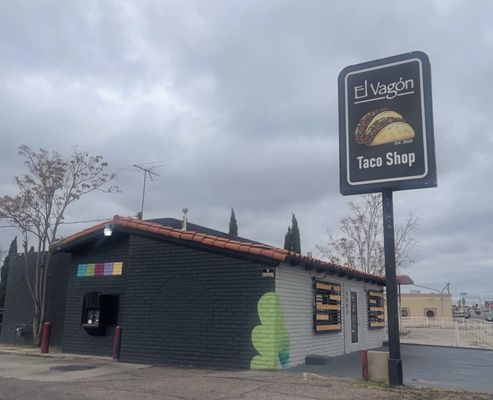 El Vagon Tacos by null