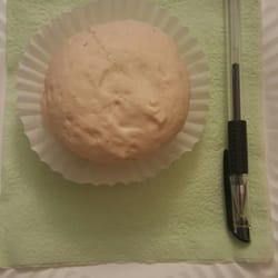 Gotti Sweets - Mega Macaroon: maple flavored. Highly recommend