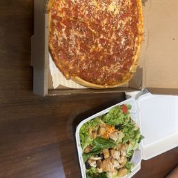 Deep dish and chicken salad