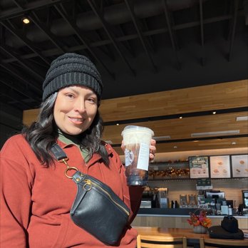 Starbucks - Coffee & Tea Near Me - Rochester, New Hampshire Starbucks - Coffee & Tea Near Me - Rochester, New Hampshire