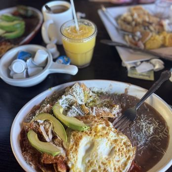 Wake Up Café - Chilaquiles divorciados - Breakfast & Brunch Near Me - Bakersfield, California Wake Up Café - Chilaquiles divorciados - Breakfast & Brunch Near Me - Bakersfield, California