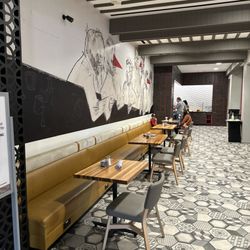 Texture Food and Drink - Entryway