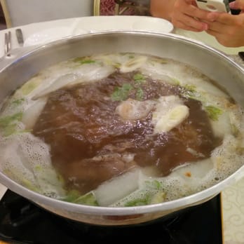 德興酒家 - Our soup base! - Dim Sum Near Me - Hong Kong, HK