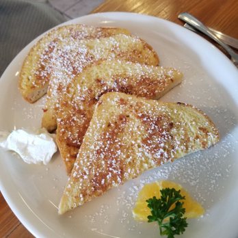 Moke’s Bread And Breakfast - Fresh baked bread French toast - Breakfast & Brunch Near Me - Honolulu, Hawaii Moke’s Bread And Breakfast - Fresh baked bread French toast - Breakfast & Brunch Near Me - Honolulu, Hawaii