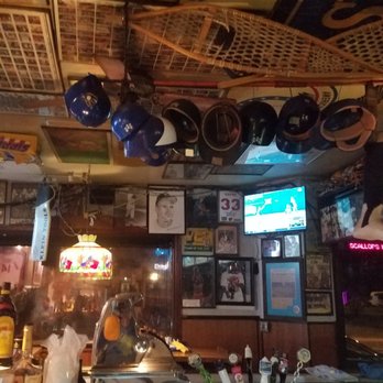 4th Base Restaurant - Seafood Near Me - West Milwaukee, Wisconsin
