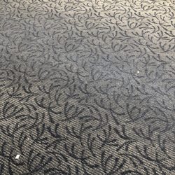 Arby's - Dirty floors