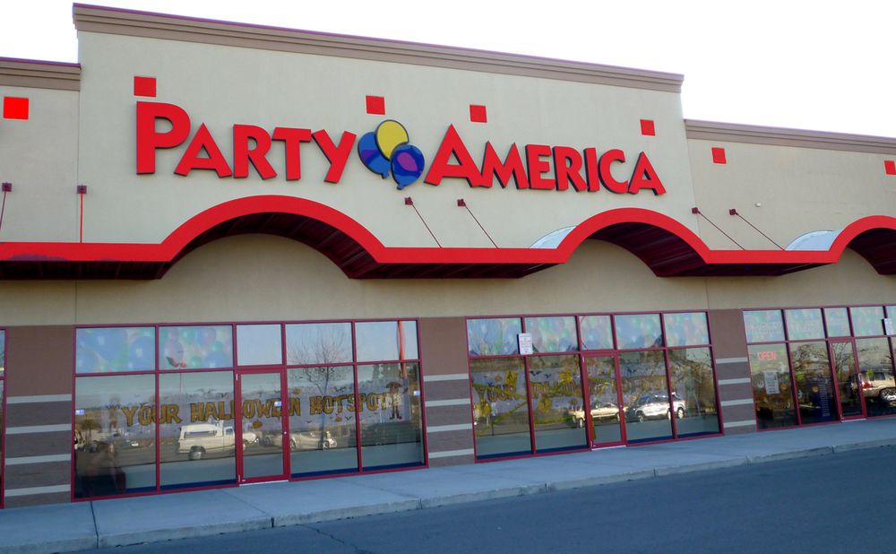 PARTY AMERICA Updated June 2024 325 Lake Elmo Dr, Billings, Montana