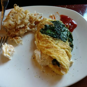 Century Bar and Grill - Omelette - Bars Near Me - Alpine, Texas