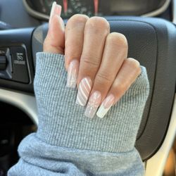 Healthy Nails Spa II - Gel X Christmans design