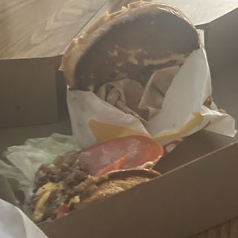 In-N-Out Burger - Buns are burn , meet dry!!! Omg so desapoited I waited on line for 32 minutes for this ?? - Burgers Near Me - Indio, California In-N-Out Burger - Buns are burn , meet dry!!! Omg so desapoited I waited on line for 32 minutes for this ?? - Burgers Near Me - Indio, California