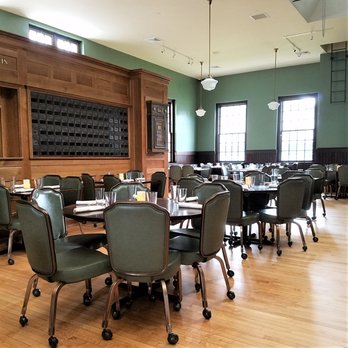 RFD Franklin - dining room - Steakhouses Near Me - Franklin, Indiana