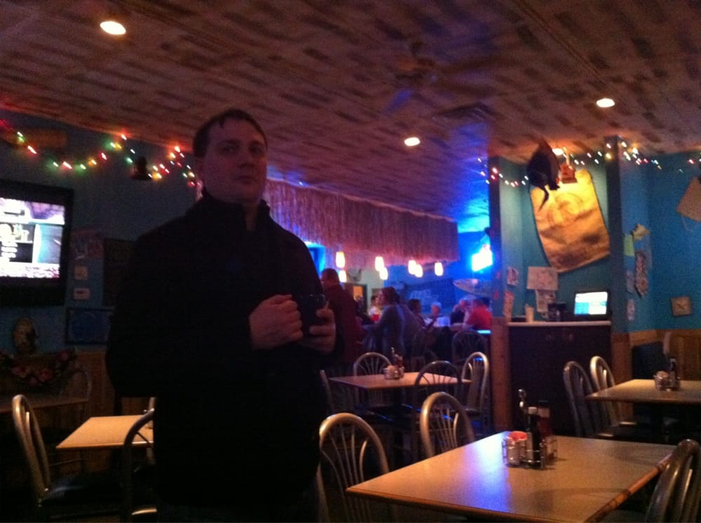 CHOWDERS ‘N MOOR CLOSED 10 Reviews Seafood 7723 Airport Hwy