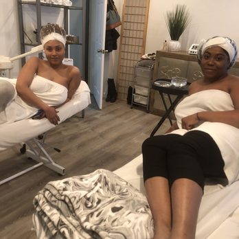 Roop Threading salon & spa - Waxing Near Me - West Hempstead, New York