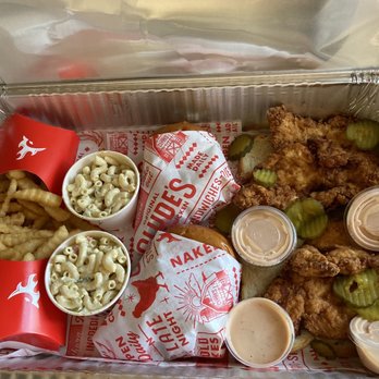Clyde's Hot Chicken - 10/11/2020 family meal - Chicken Shop Near Me - Fullerton, California Clyde's Hot Chicken - 10/11/2020 family meal - Chicken Shop Near Me - Fullerton, California