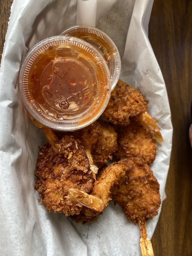 HOT WINGS & MORE Updated September 2024 19 Photos & 11 Reviews