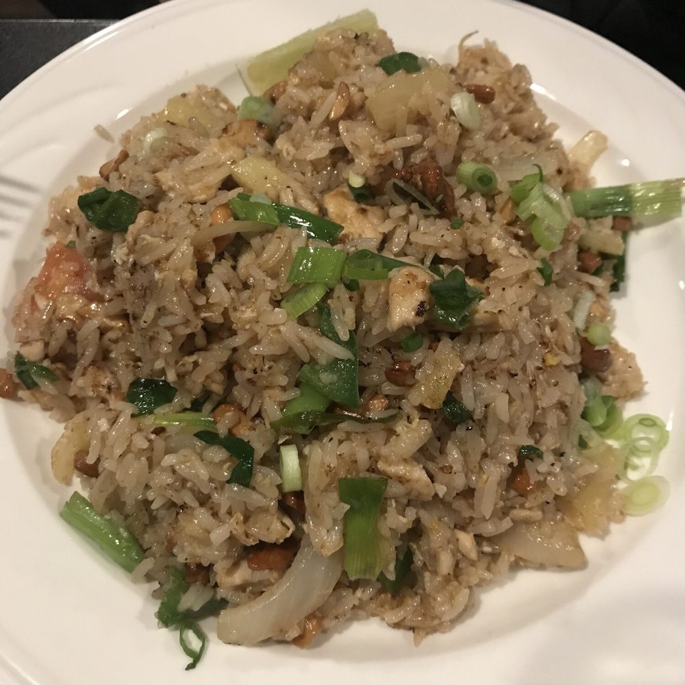 Lily Thai - Thai Near Me - Brooklyn, New York