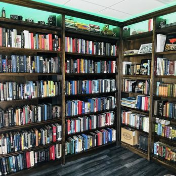 Lourde's Library - Speakeasies Near Me - Melbourne, Florida