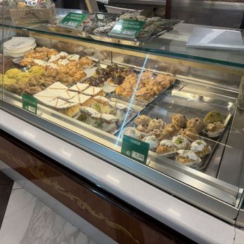 Pasticceria Savia - Baked Amazingess - Desserts Near Me - Catania, Connecticut Pasticceria Savia - Baked Amazingess - Desserts Near Me - Catania, Connecticut