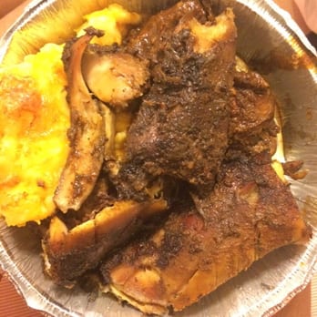 Fix u Plate - jerk chicken and mac and cheese....so so - Caribbean Near Me - Brooklyn, New York