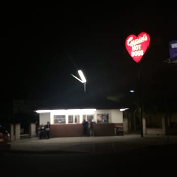 Cupid's Hot Dogs - Front view from vanowen street - Hot Dogs Near Me - Winnetka, California Cupid's Hot Dogs - Front view from vanowen street - Hot Dogs Near Me - Winnetka, California