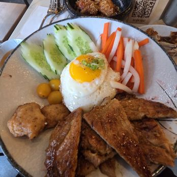 Ngon Vietnamese Kitchen - Vietnamese Near Me - New York, New York