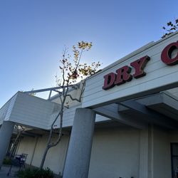 Genesee Plaza Dry Cleaners