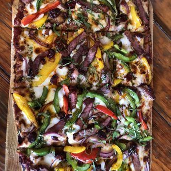 El Lugar de Nos - Rib eye pizza, so good. - Cocktail Bars Near Me - Tecate, BCN