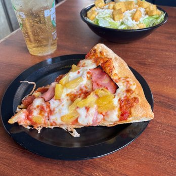 Barro's Pizza - 2 Slices, salad and drink combo - Pizza Near Me - Mesa, Arizona