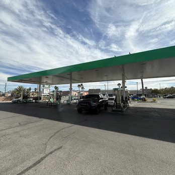 Sinclair - Gas pumps - Gas Stations Near Me - Las Vegas, Nevada Sinclair - Gas pumps - Gas Stations Near Me - Las Vegas, Nevada