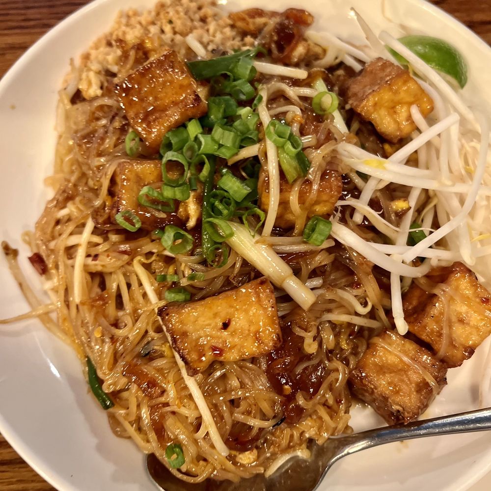 90 Degrees Bangkok Cafe and Bar - Pad Thai Noodles - Thai Near Me - Bothell, Washington 90 Degrees Bangkok Cafe and Bar - Pad Thai Noodles - Thai Near Me - Bothell, Washington