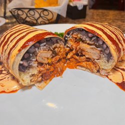 Mi Pueblo Mexican Grill - Burrito de Pollo al Carbon