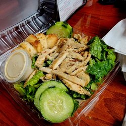 Santini's New York Style Deli - Fairfax - Grilled chicken cesaur