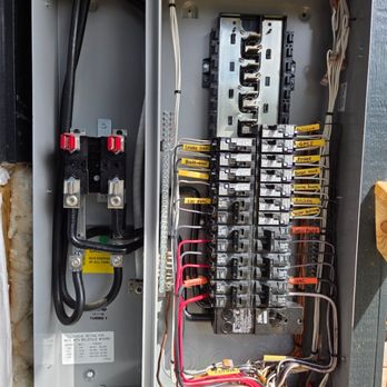 VoltPro Services - Meter base and breaker panel combination panel, we install these boxes less frequently but they are helpful to have when you need em! - Electricians Near Me - Pigeon Forge, Tennessee VoltPro Services - Meter base and breaker panel combination panel, we install these boxes less frequently but they are helpful to have when you need em! - Electricians Near Me - Pigeon Forge, Tennessee