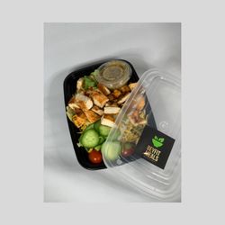 BeyFit Meals - Greek Salad with Chicken