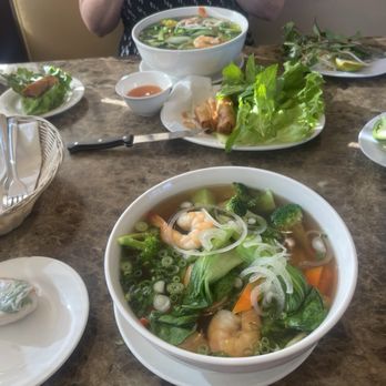 Pho Tan - 28. Shrimp & Veggies with Chicken Broth (replaced with Beef Broth) - Vietnamese Near Me - Poway, California Pho Tan - 28. Shrimp & Veggies with Chicken Broth (replaced with Beef Broth) - Vietnamese Near Me - Poway, California