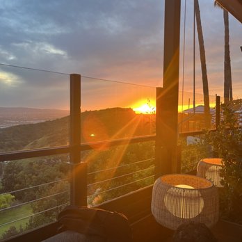 The Green Room - Look at this spectacular sunset from our sofa - Cocktail Bars Near Me - Burbank, California