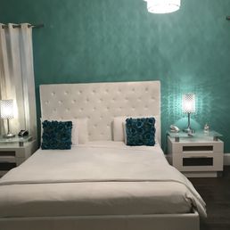 Room Room