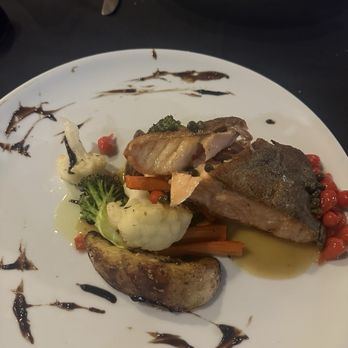 Con Amore Ristorante - Salmon - Italian Near Me - Corona, California