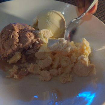 J Gilbert's - Home made chocolate, vanilla and crumbly cinnamon? Ice cream. - Steakhouses Near Me - McLean, Virginia