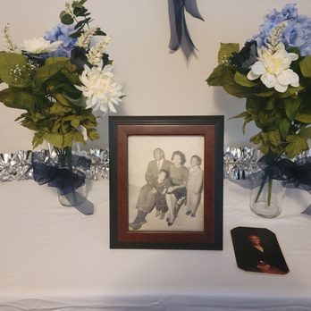 FloraDec Sales - The background for my online wedding. - Art Supplies Near Me - Honolulu, Hawaii