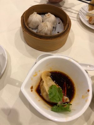 Royal China by null