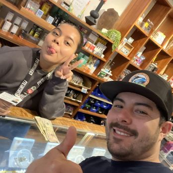 Torrey Holistics - Cannabis Dispensaries Near Me - San Diego, California Torrey Holistics - Cannabis Dispensaries Near Me - San Diego, California