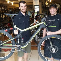 Oxygen Bike - Brent and Chris showing off the new Cannondales